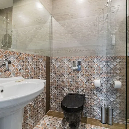 Comfort Art By Grand Apartament *